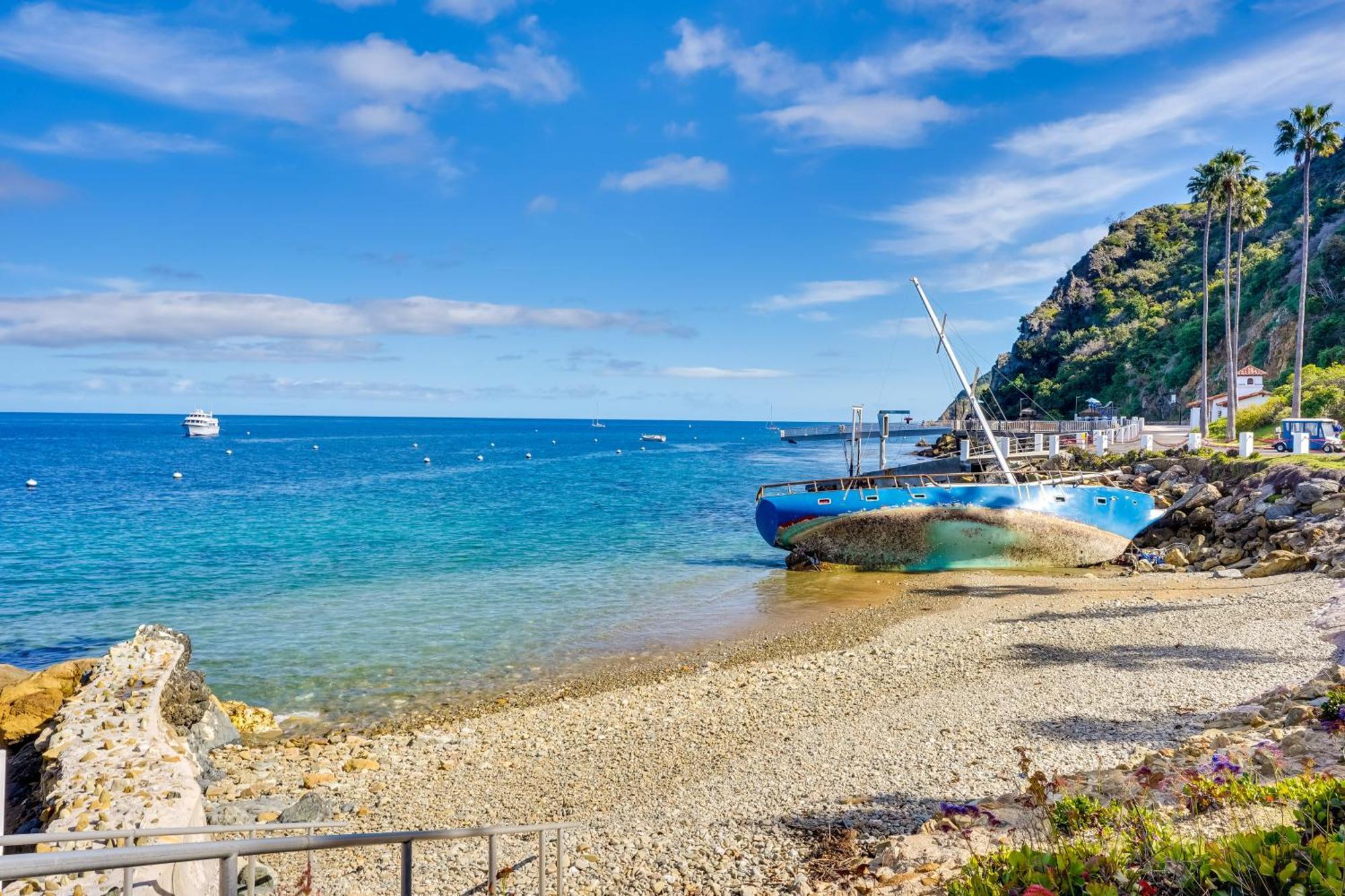 אבלון Bright Catalina Island Condo With Ocean Views! מראה חיצוני תמונה